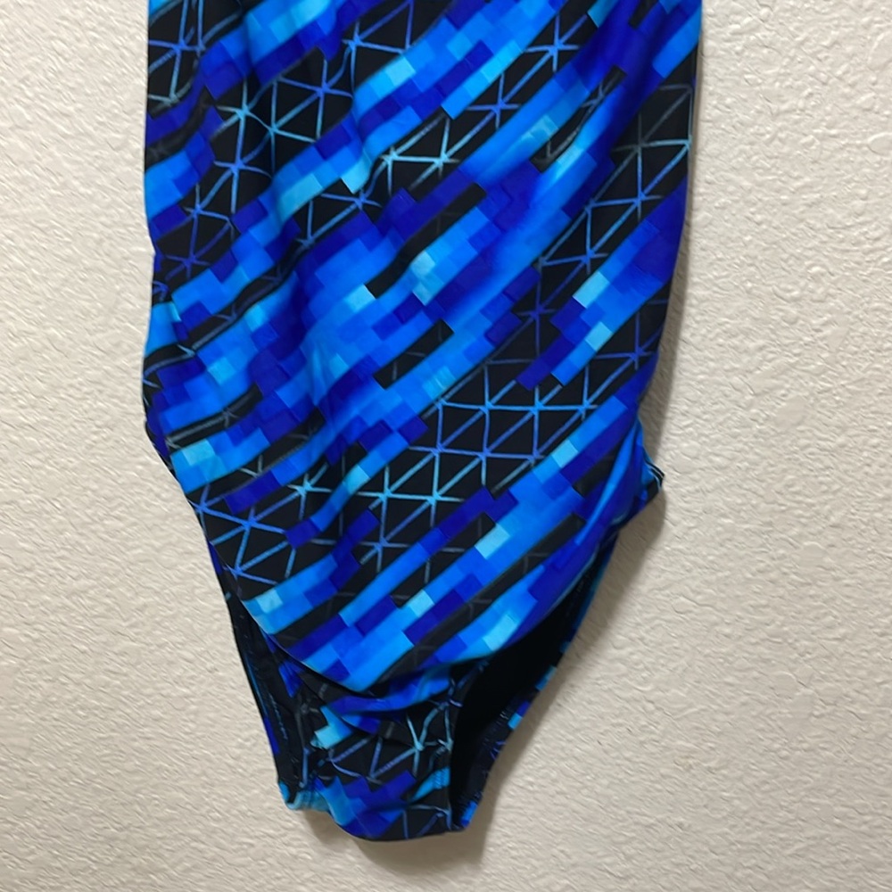 TYR Women's Black And Blue One Piece Swimsuit. Good Condition. Size 36. - Picture 4 of 11